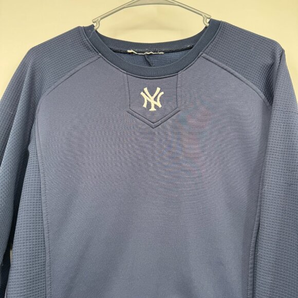 Majestic Athletic Men's Navy Sweatshirt size XL ? READ - Picture 2 of 9